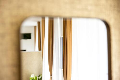 eh apartments saturn