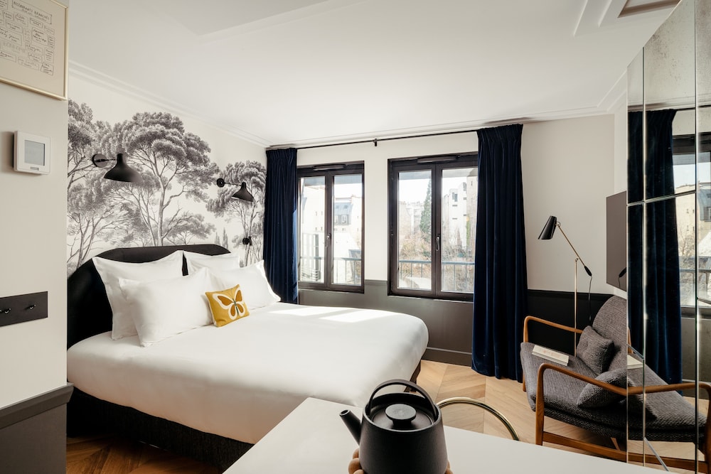 my maison in paris invalides