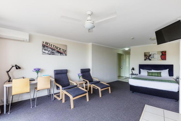 the wellington apartment hotel