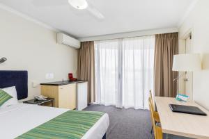 the wellington apartment hotel