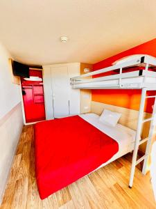 Premiere Classe Saint Quentin En Yvelines - Elancourt,Maurepas>>Elancourt,1 star