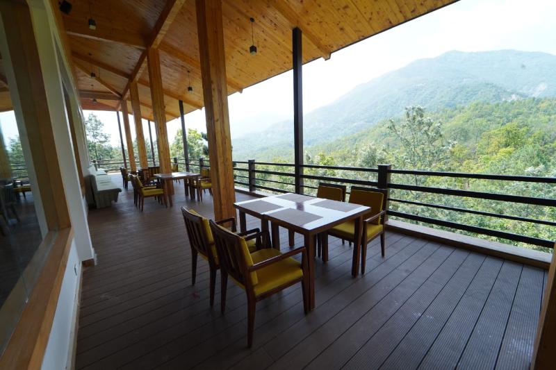 The Punarnava Resort,India>>Dehradun,4.5 star