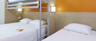 B&B Lyon Aéroport Saint-Quentin-Fallavier,Heyrieux>>Grenoble,2 star