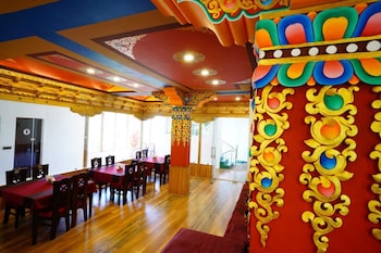 The Shanti Nest At Boutique Hotel,Changspa Road,2 star