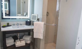 The Cotton Sail Hotel, Tapestry Collection By Hilton,Georgia>>Garden City,4 star