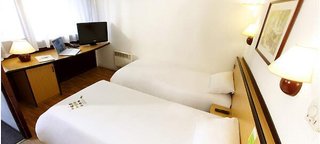 Campanile Epinay Sur Orge Savigny Sur Orge,Epinay-Sur-Orge>>Augerville-La-Riviere,3 star