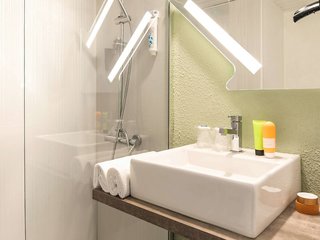 ibis budget saint ouen laumone