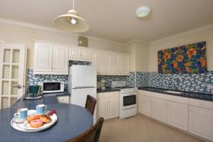 Coral Mist Beach Hotel,Bridgetown>>Barbados,3 star