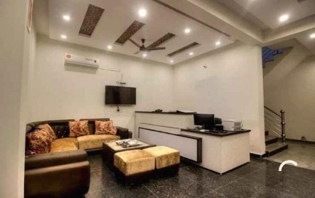 hotel ark avalon plaza delhi airport