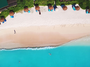 cocos hotel adults only caters to couples all inclusive