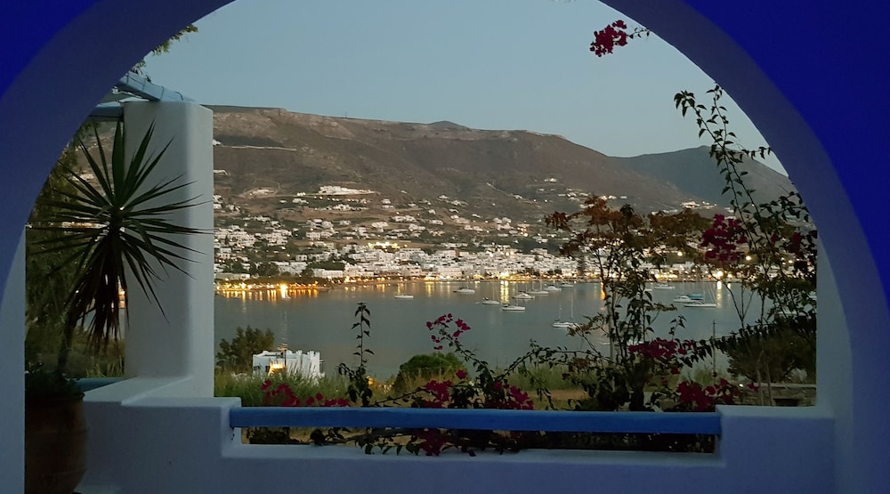 paros paradise apartments