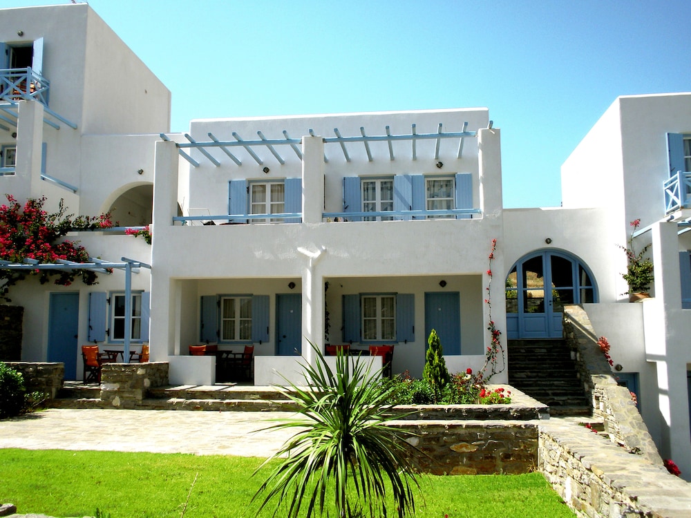 paros paradise apartments