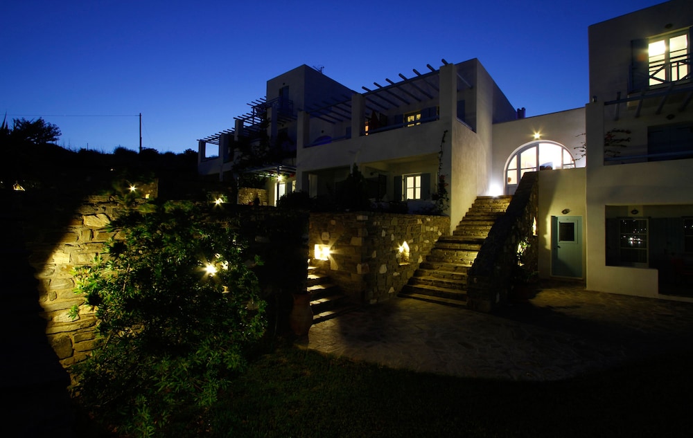 paros paradise apartments