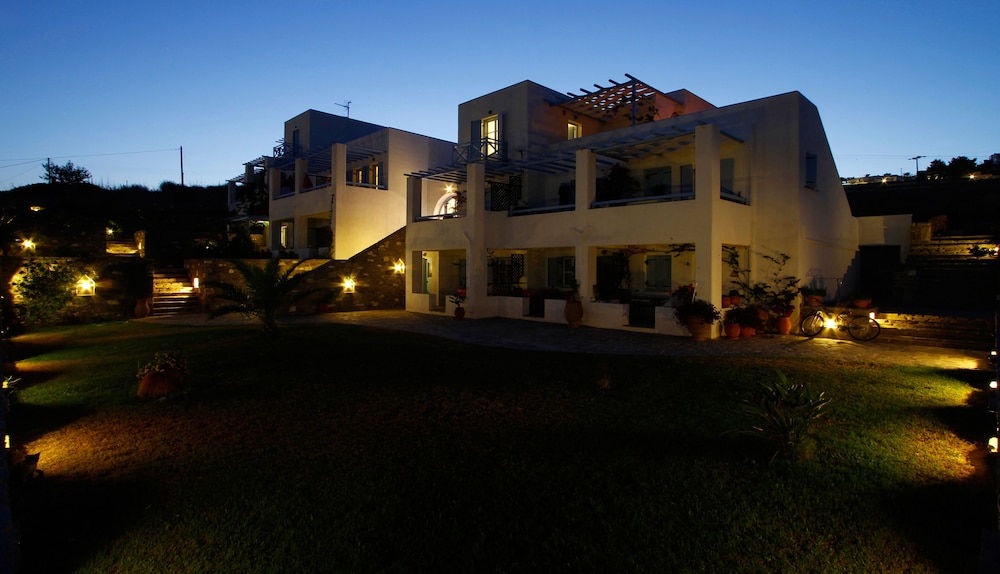 paros paradise apartments