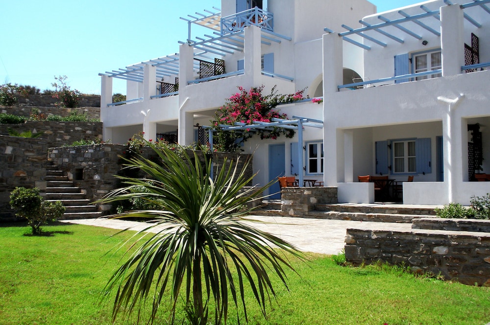paros paradise apartments