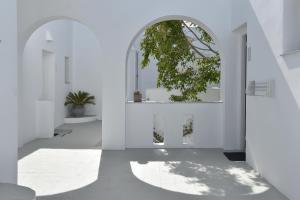 paros