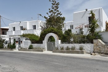 paros