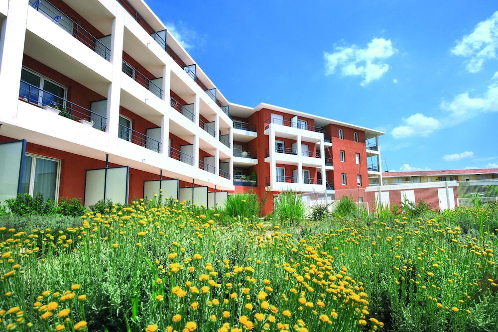 appartcity classic aix en provence la duranne