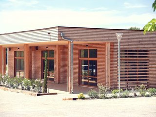 Hotel Mercure Aix En Provence Sainte Victoire,Near Sainte-Victoire Golf,4 star