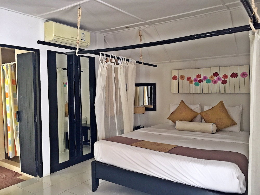 lawana escape beach resort