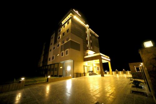 the sky imperial shahi hotels and resort