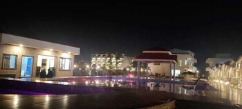 Llyods Beach Resort,Kanthi>>Digha,3.5 star