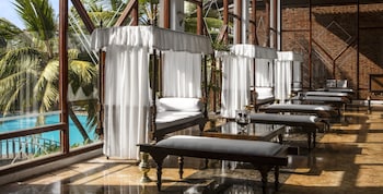 royal palms beach hotel