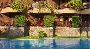 Royal Palms Beach Hotel,Colombo>>Bentota,4 star