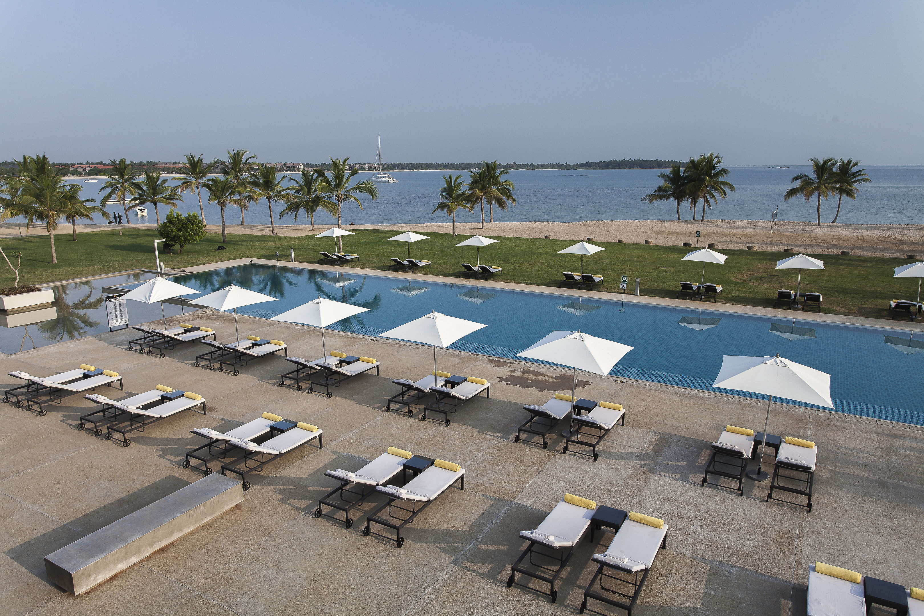 amaya beach pasikudah