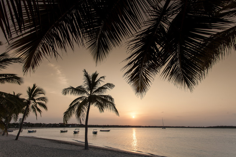 amaya beach pasikudah