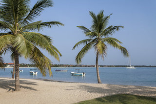 amaya beach pasikudah