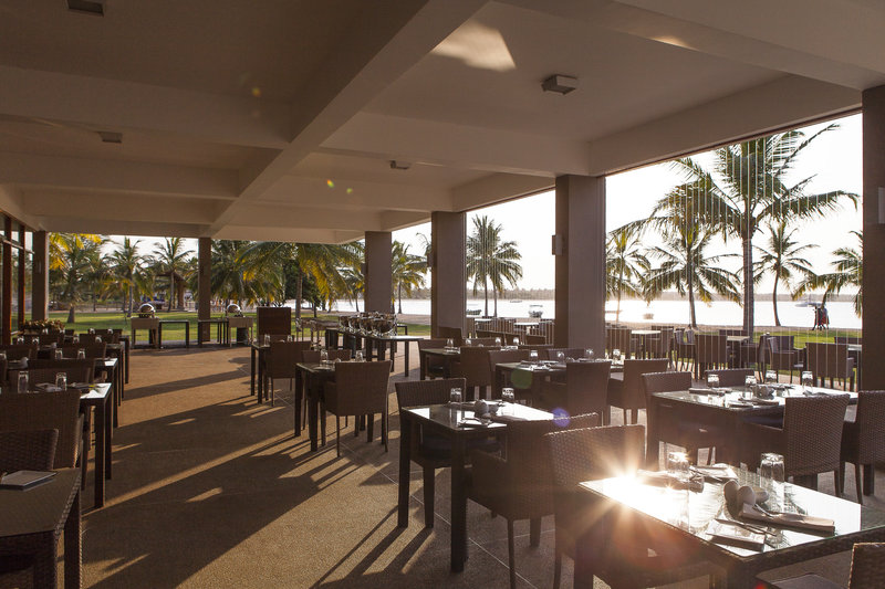 amaya beach pasikudah