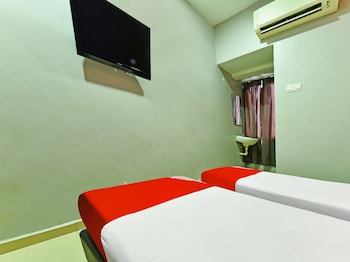 spot on 90138 hotel elwarda klcity