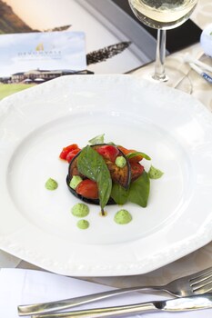 Devonvale Golf & Wine Estate,Cape Winelands>>Cape Town,4 star