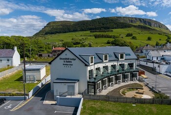 strandhill lodge and suites