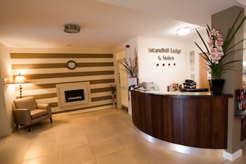 strandhill lodge and suites