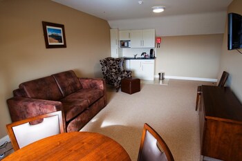 strandhill lodge and suites