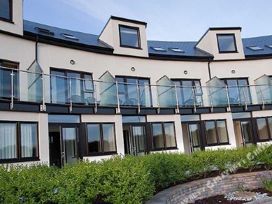 strandhill lodge and suites