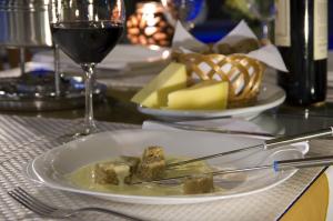 refugio tropical pousada and flats