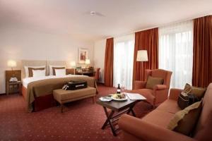 Holiday Inn Nurnberg City Centre,Mitte>>Fürth,4 star