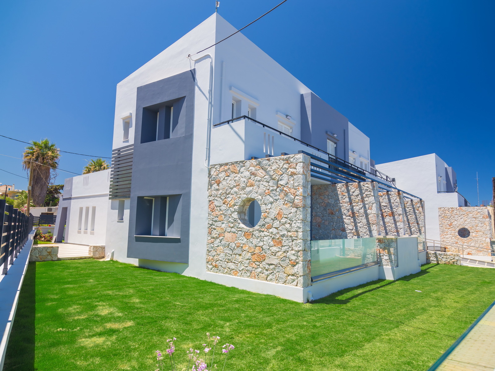 nontas suites