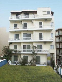 leonidas hotel and apartments