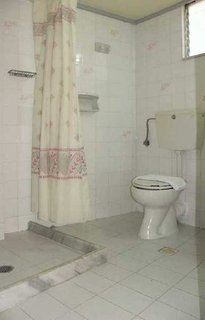 leonidas hotel and apartments