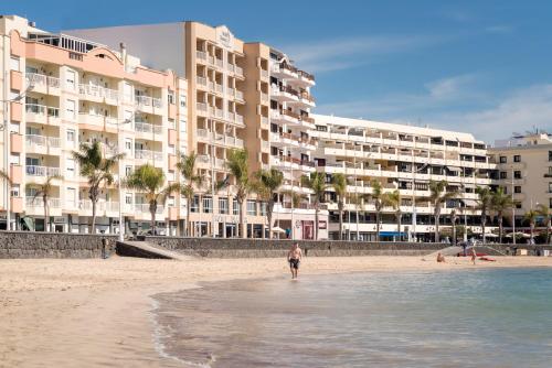 Hotel Diamar & Business Center,Near El Reducto Beach,3 star