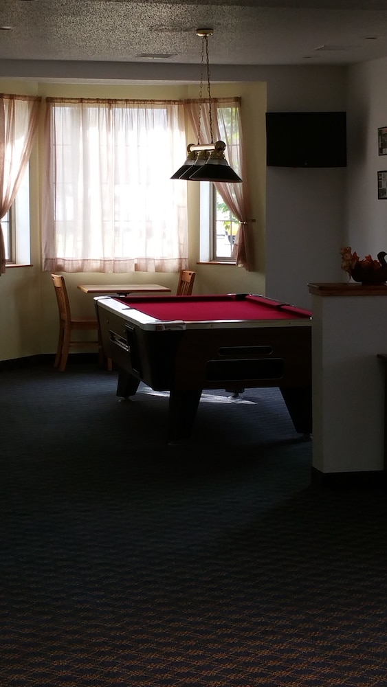 super 8 by wyndham cobleskill ny