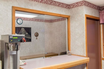 super 8 by wyndham centerville richmond