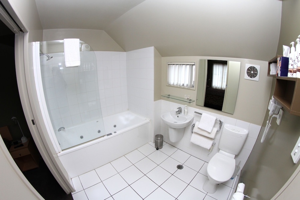 centrepoint on colombo motel