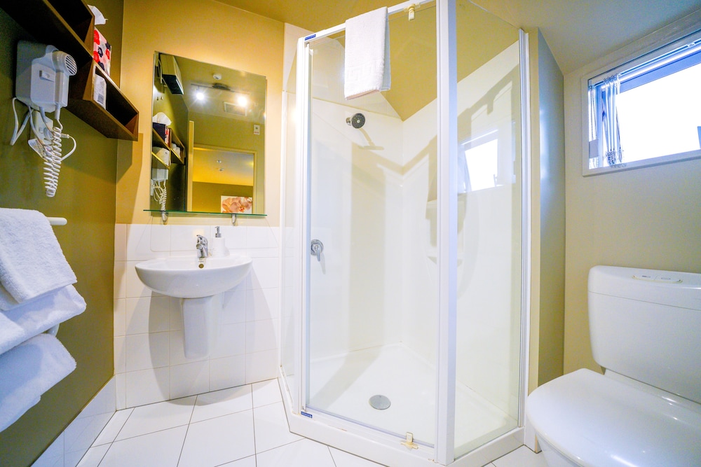 centrepoint on colombo motel