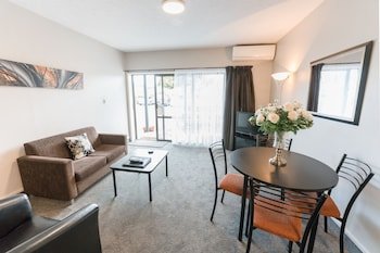 strathern motor lodge