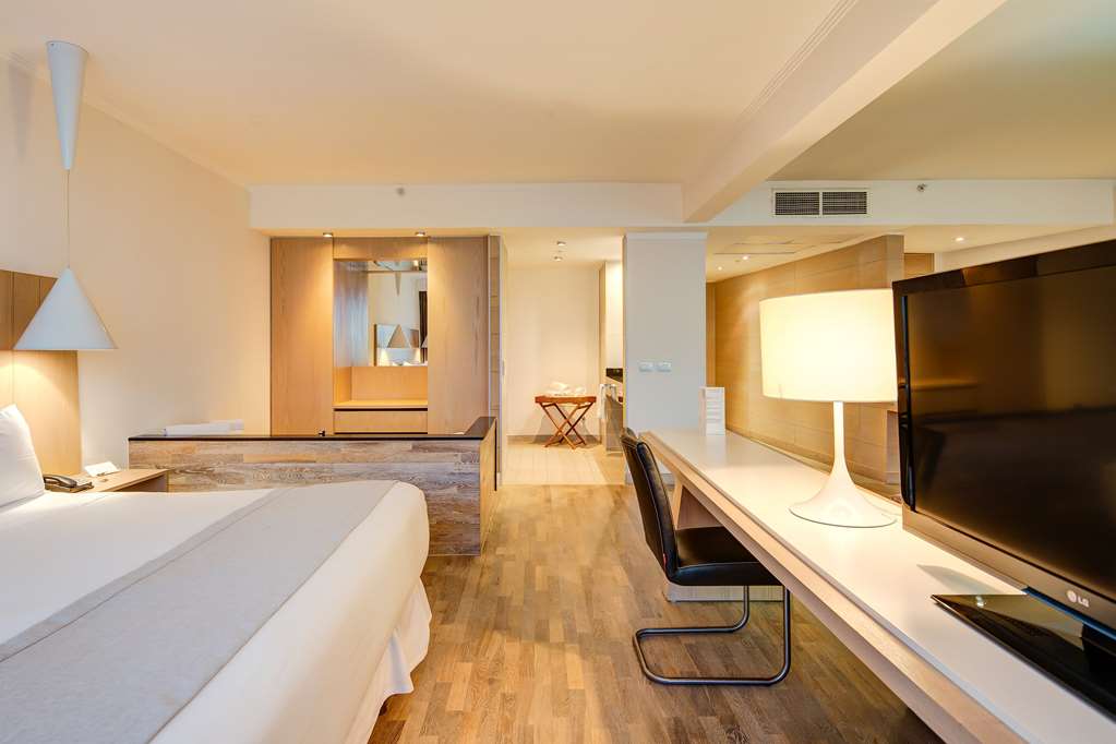 wyndham concepcion pettra